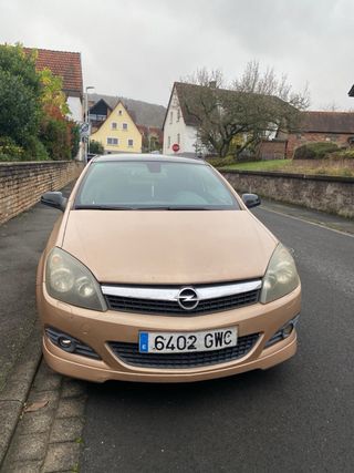 Opel Astra 2010
