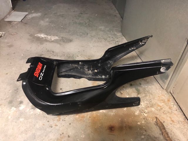 Carenado Lateral Aprilia Chesterfield