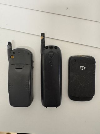 Lote 3 Móviles Alcatel, Motorola, BlackBerry