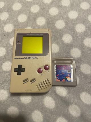 Nintendo Game Boy con Tetris DMG-01