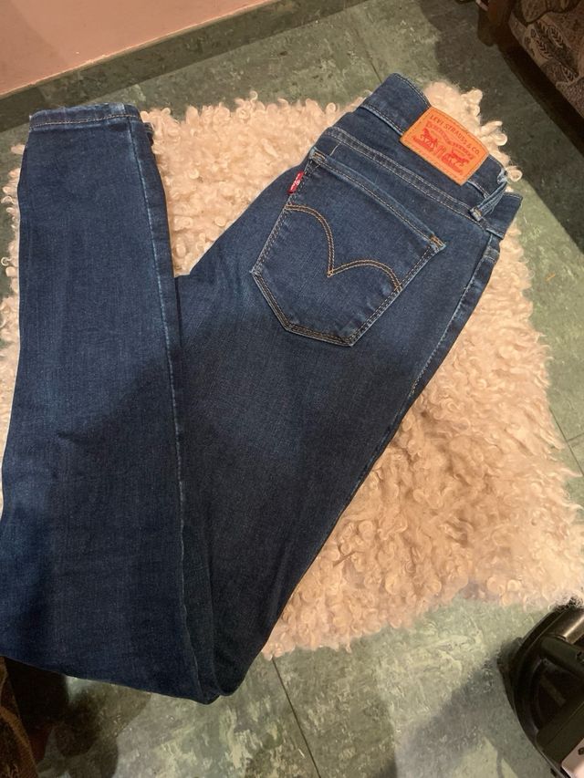 Levi's T10 Super Skinny Talla 25