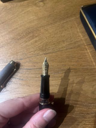 Aurora Ultima Lira stilografica