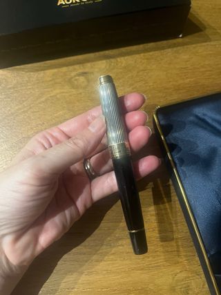 Aurora Ultima Lira stilografica
