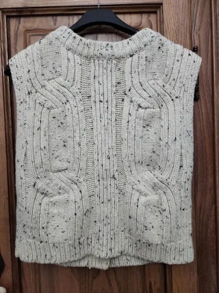 Gilet H&M beige con bottoni