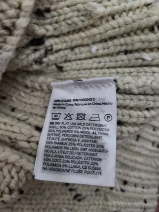 Gilet H&M beige con bottoni