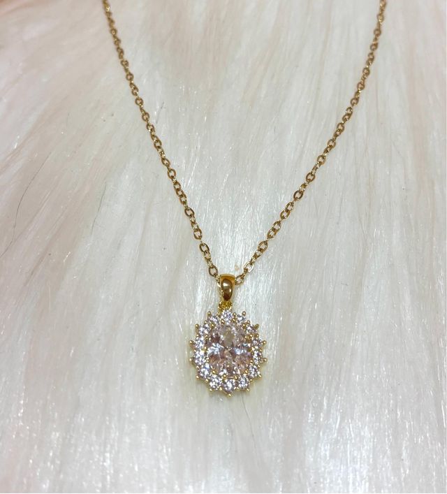Colgante Oro con Diamante
