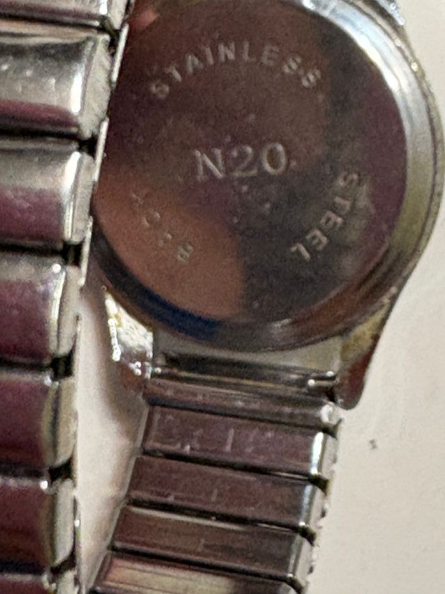 Reloj de pulsera analógico