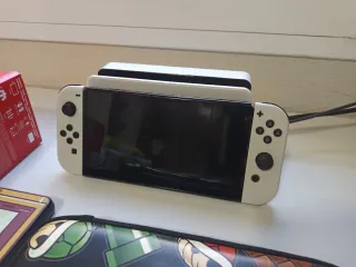 Nintendo Switch OLED Blanca y Negra