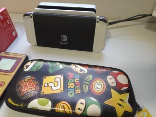 Nintendo Switch OLED Blanca y Negra