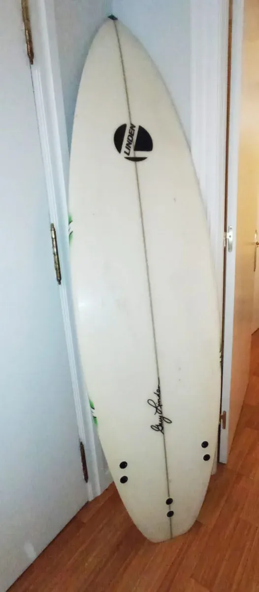 Tabla de surf Linden con Quiksilver