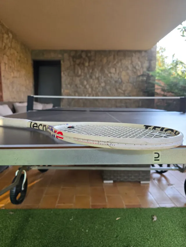 Raqueta de Tenis Tecnifibre T-Fight 300, poco uso.