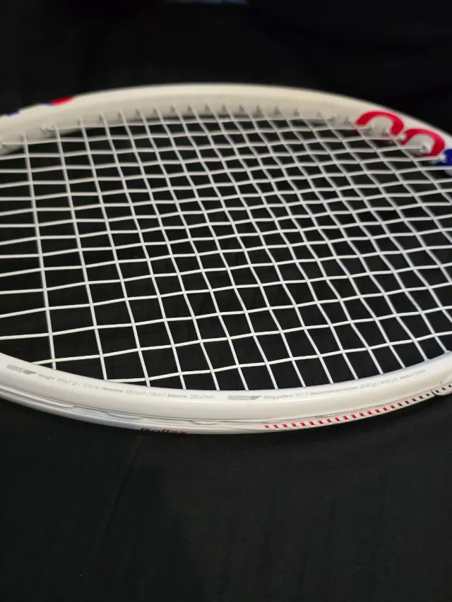 Raqueta de Tenis Tecnifibre T-Fight 300, poco uso.