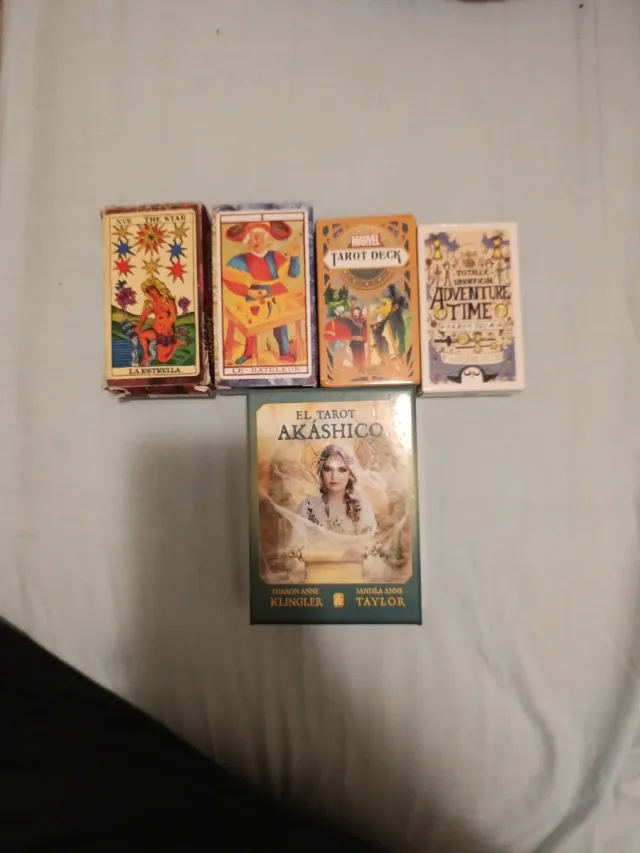 Tarot Marvel, Adventure Time y Akáshico