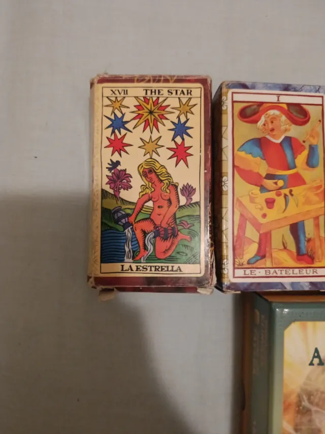 Tarot Marvel, Adventure Time y Akáshico