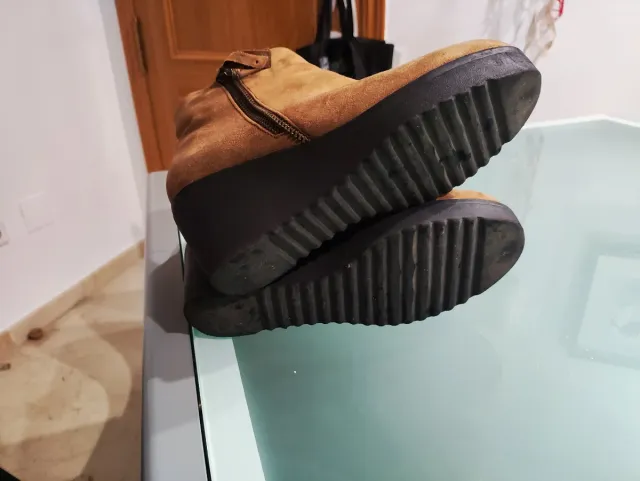 Botines marrones cuña