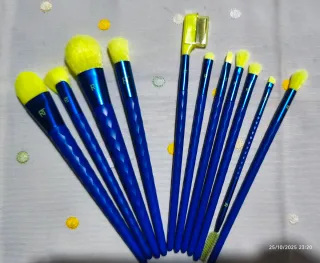 Set 11 pennelli trucco Real Techniques