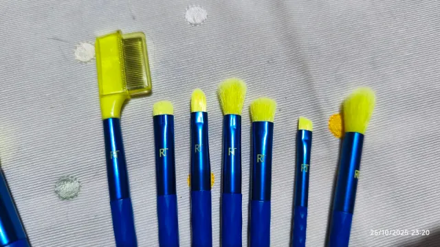 Set 11 pennelli trucco Real Techniques