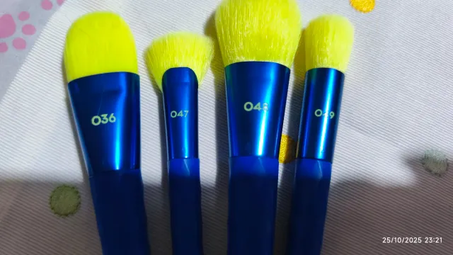 Set 11 pennelli trucco Real Techniques