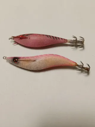 Señuelos Yozuri y Yamashita para calamar