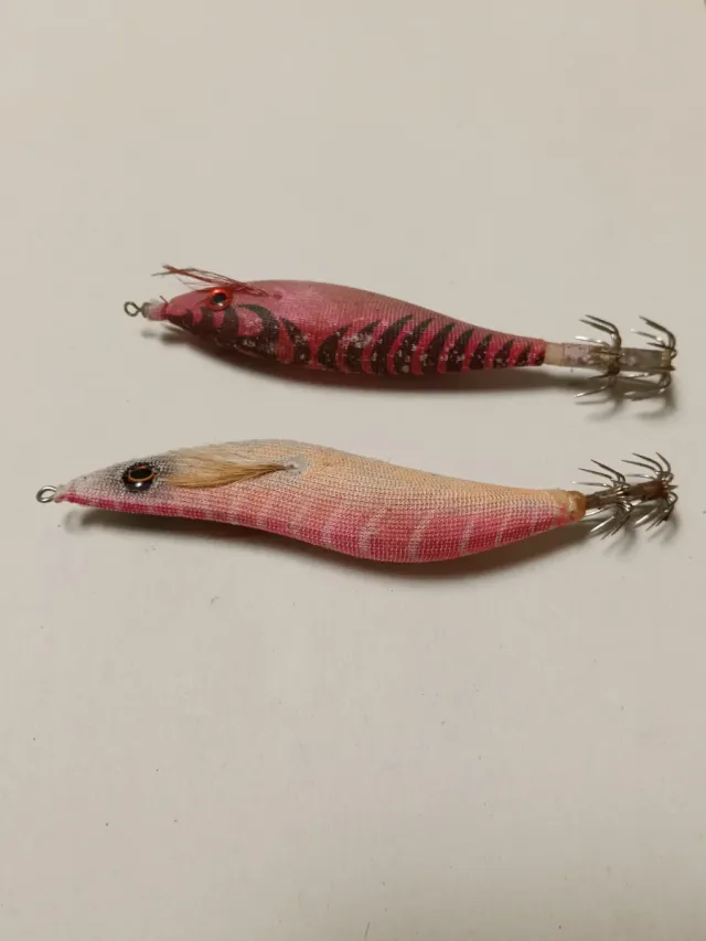 Señuelos Yozuri y Yamashita para calamar