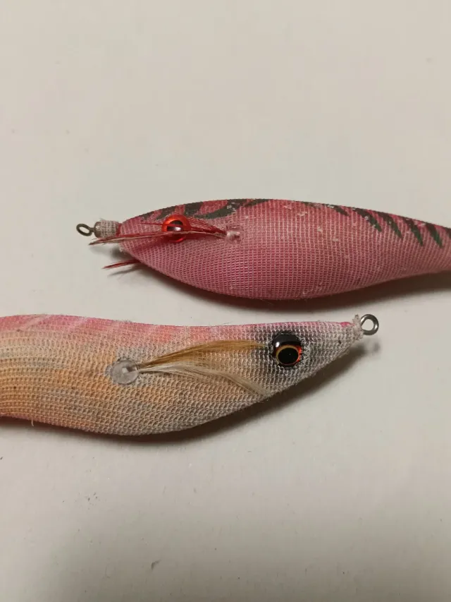 Señuelos Yozuri y Yamashita para calamar