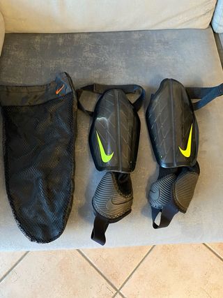 Parastinchi Nike con sacca