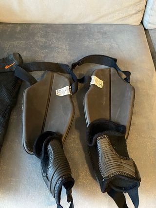 Parastinchi Nike con sacca