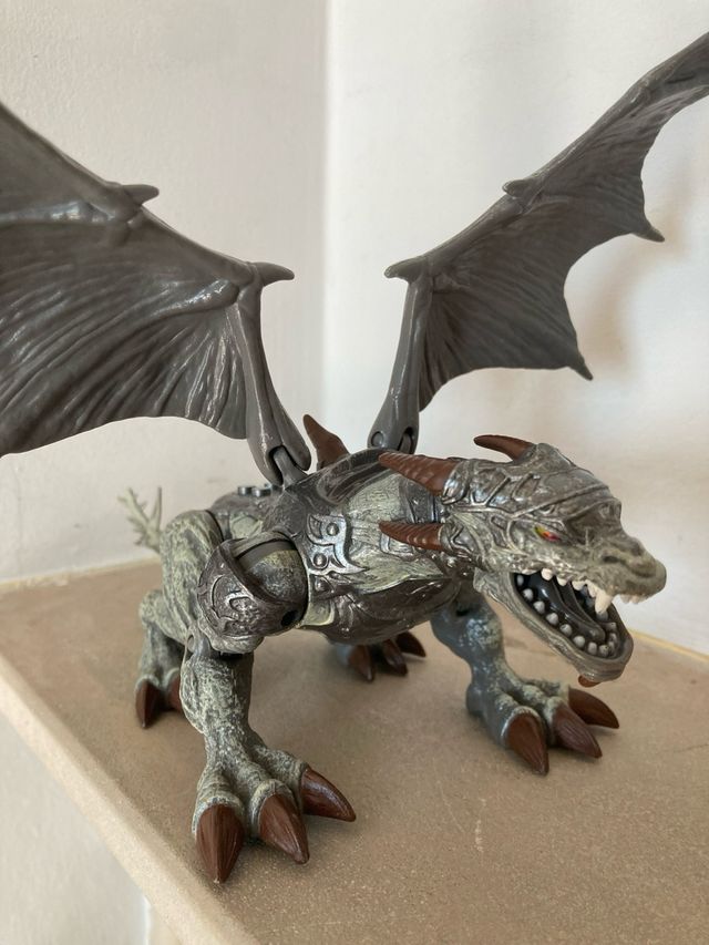 Mega Bloks Dragons Metal Age Silver Armor Argentum