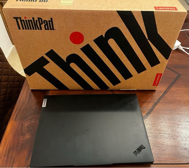 Portátil Lenovo ThinkPad L14 Gen 5 AMD
