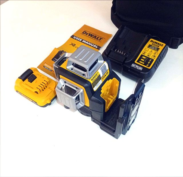 Nivel Láser DeWalt 360° 12 Líneas+Batería+Cargador
