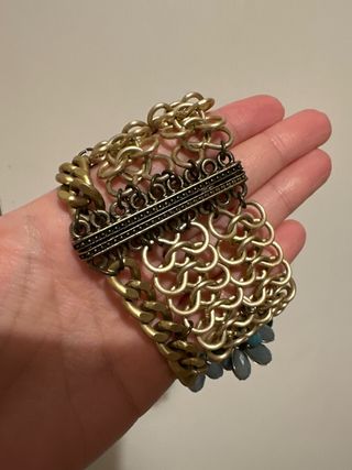 Bracciale floreale con perline