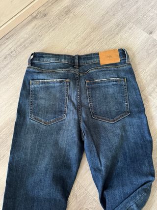 Vaqueros Zara sin estrenar talla 36