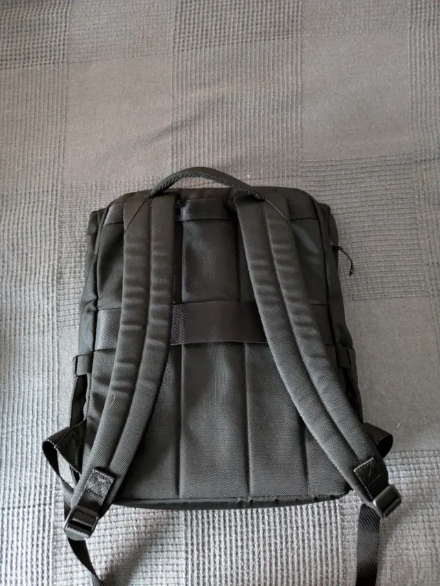 Mochila Minimalism Brand Slim