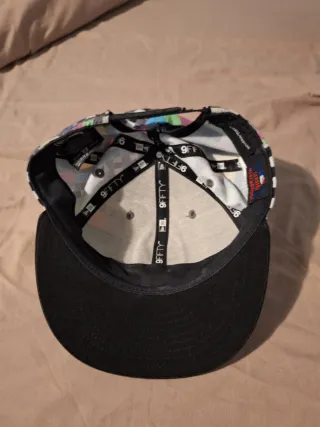 Cappello New Era NY Grafica TV Test