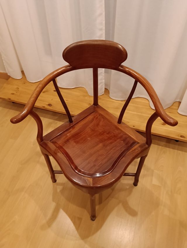 Silla escritorio diseño madera palo rosa