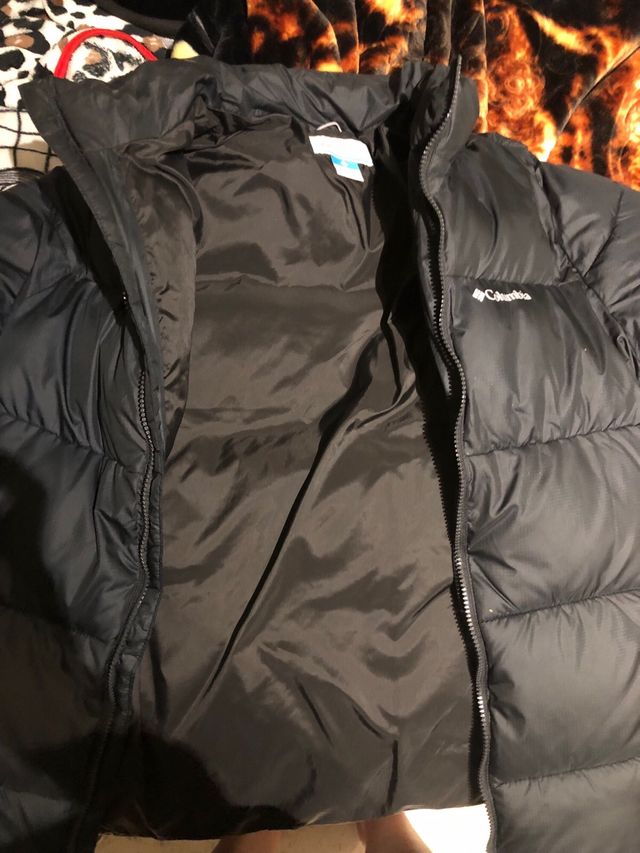 Abrigo Columbia Negro