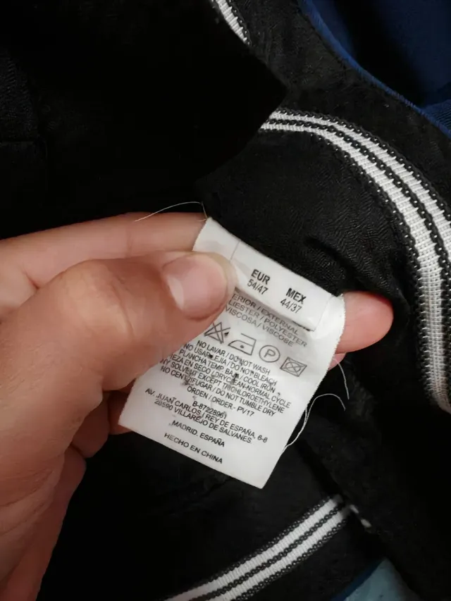 Traje de hombre azul