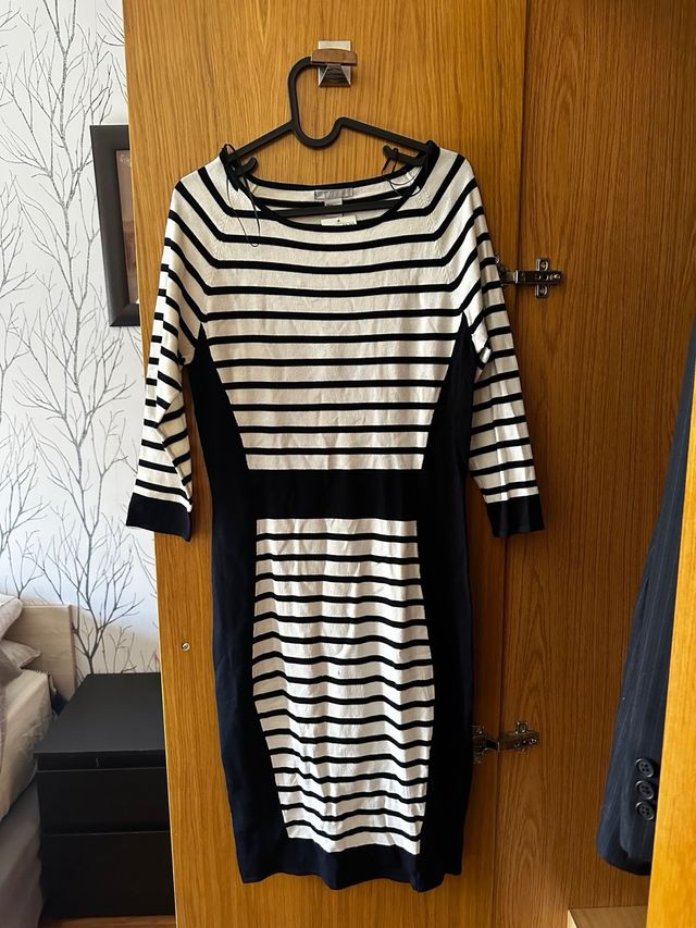 Vestido midi ceñido con rayas nuevo con etiquetas