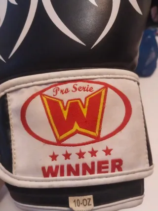 SET BOXEO WINNER (Guantes + Vendas + Bolsa)