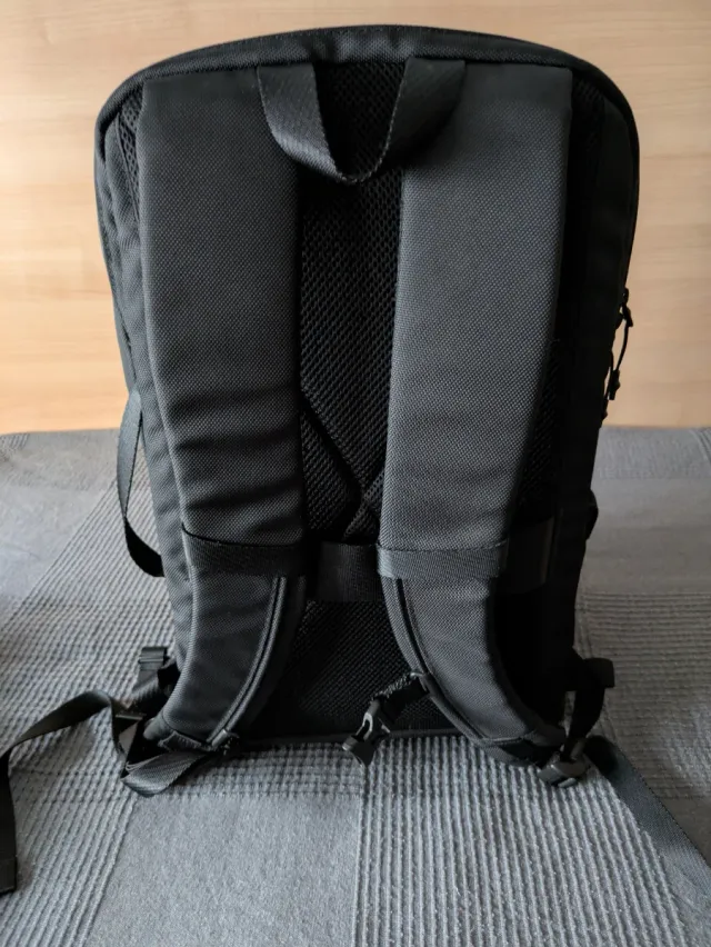 Mochila Minimalism Brand 360