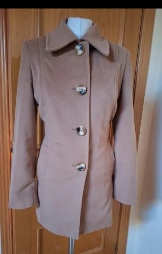 Abrigo Punto Roma Beige Talla XL