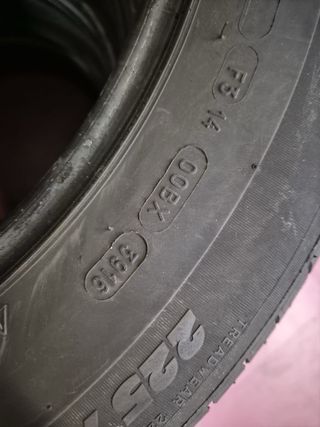 225/60R18 100H LATITUDE SPORT - Marca: MICHELIN