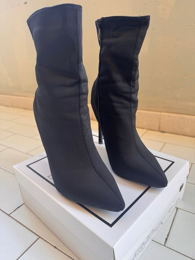 Stivaletti eleganti neri