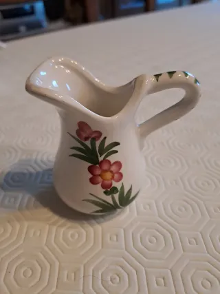 Caraffa in ceramica decorata