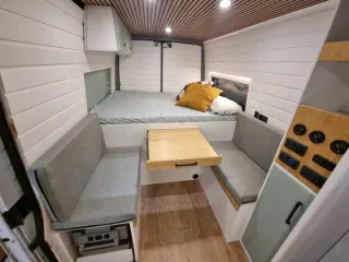 Mercedes-Benz Sprinter Camper