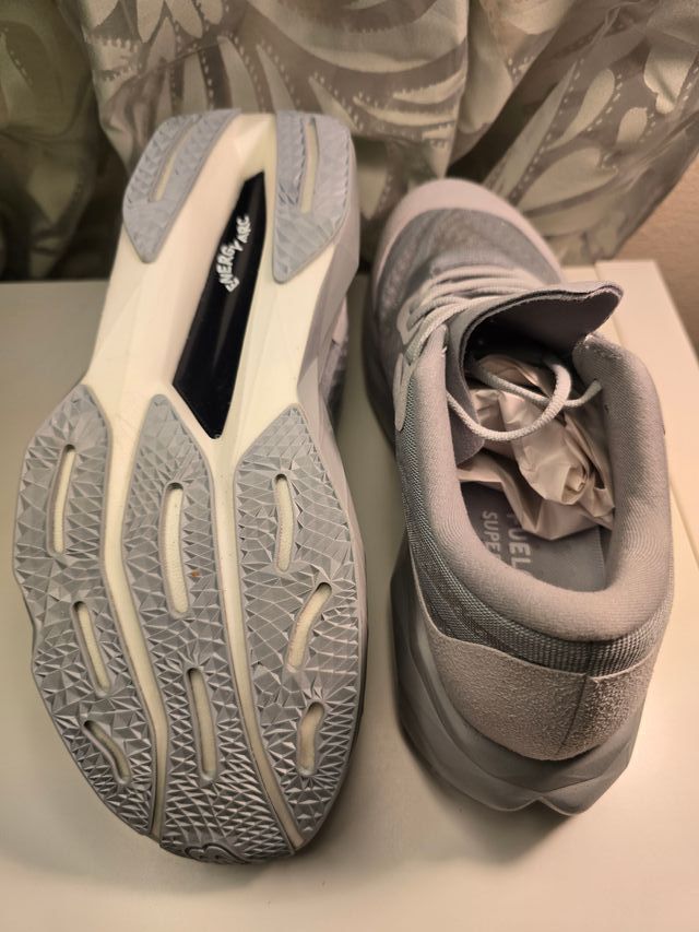 New Balance FuelCell Supercomp Elite V4 taglia 44