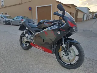 Aprilia RS 125 2005 Negra Roja