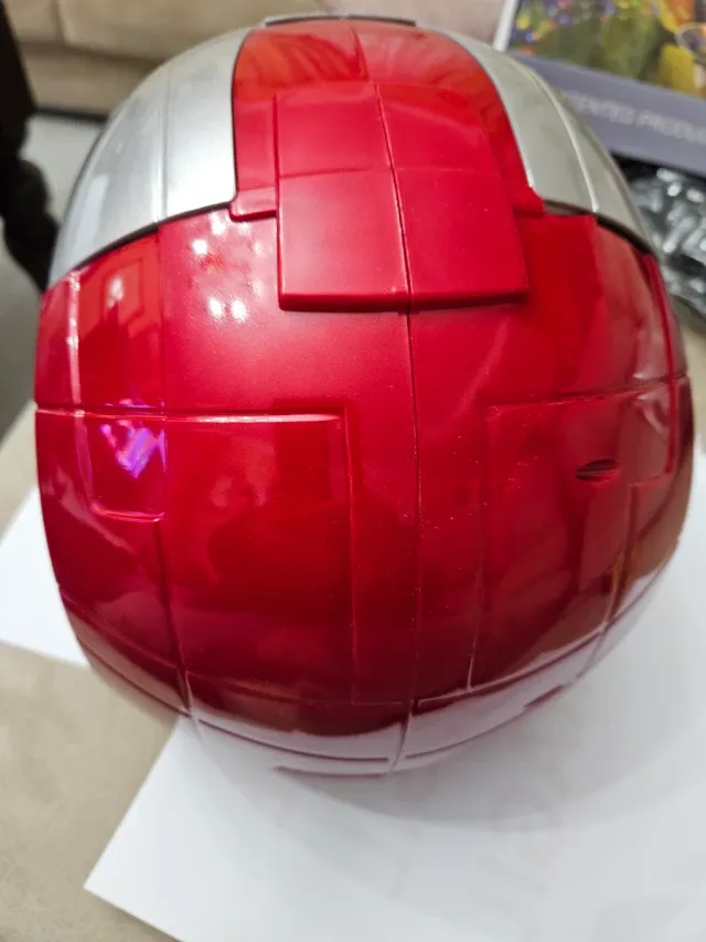 Maschera Iron Man rossa e argento. Offerta. Regali.