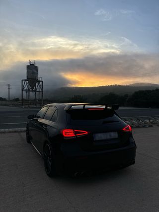 Mercedes-Benz Clase A35 AMG