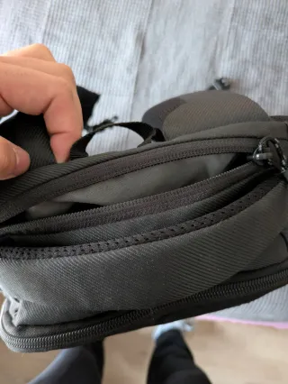 Mochila Quechua 16L Gris